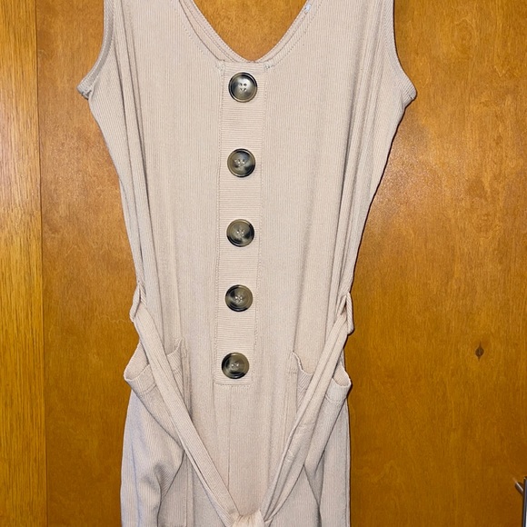 Beige Ribbed Pantsuit. Fashion Nova. Large. - Picture 2 of 15